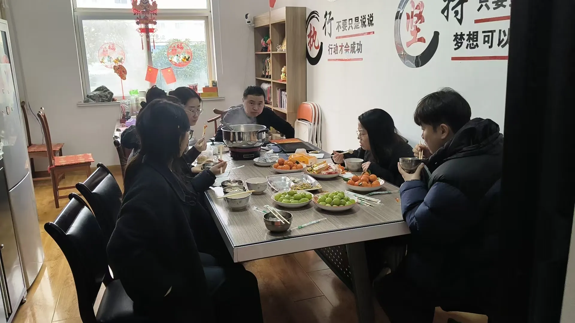 Święto Latarni organizowane przez firmę Haozhifeng